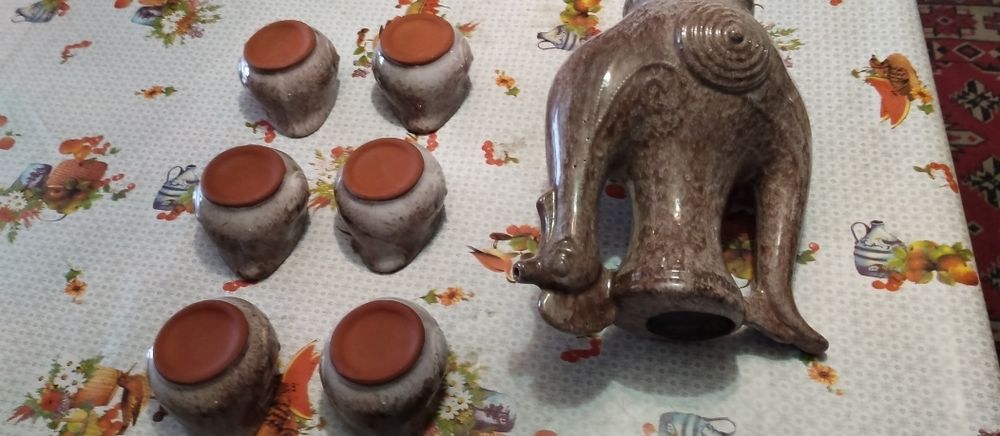 Керамичен комплект Кана с 6 чаши за вино,саке и др. питиета