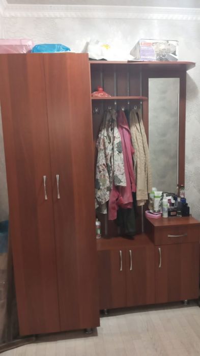 Продам      прихожку    В хорошем состаяние