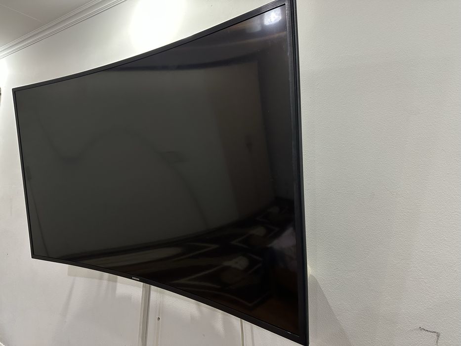Samsung Smart Tv 120см