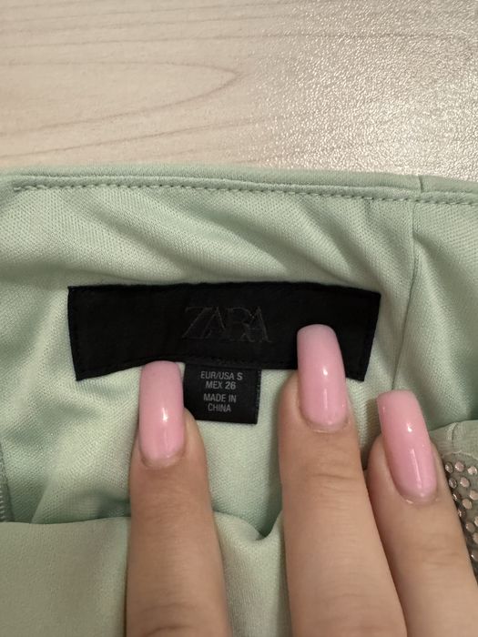 Стилна рокля ZARA, размер С