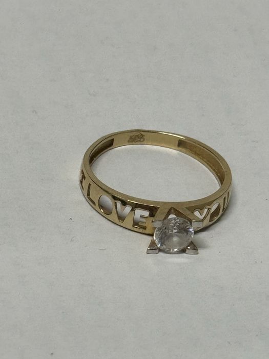 златен дамски пръстен 1.65гр 14к 585