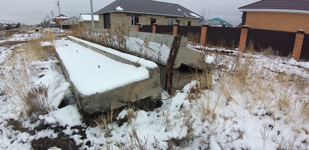 Продам балки мостовые 12м