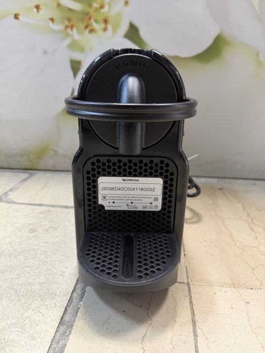Еспресо кафемашина с капсули Delonghi Nespresso Inissia