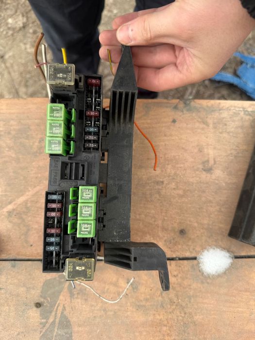 Блок предахринител ниссан цефиро а32