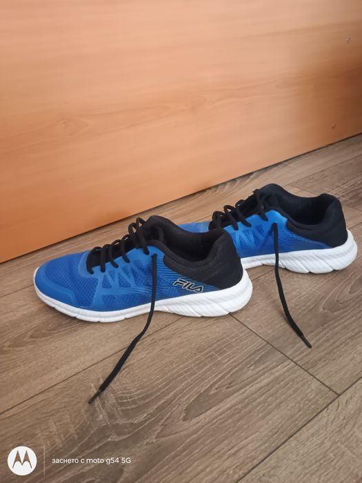 Маратонки Fila 41.5