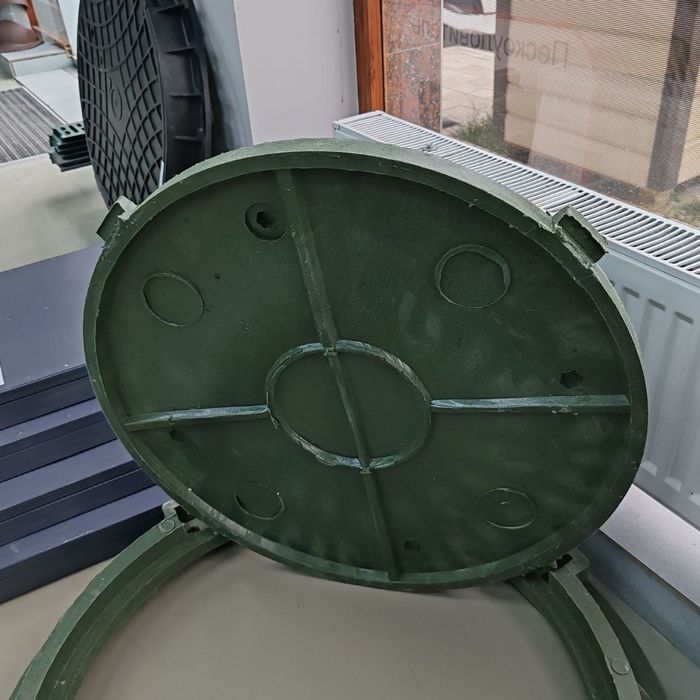 Калодец учун люк. Полимерний ландшафт ва калодец