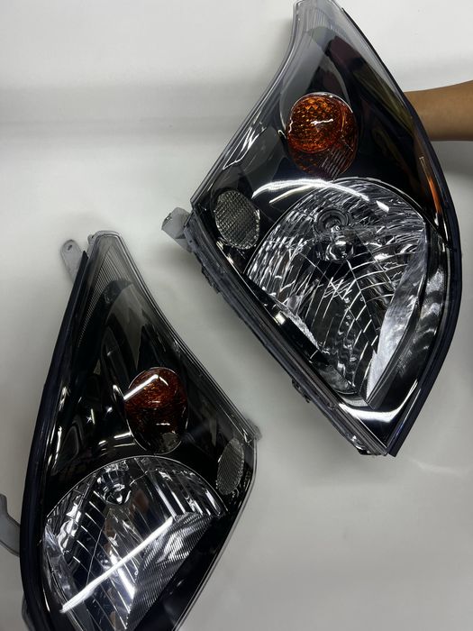 Фары Toyota Land Cruiser Prado 120