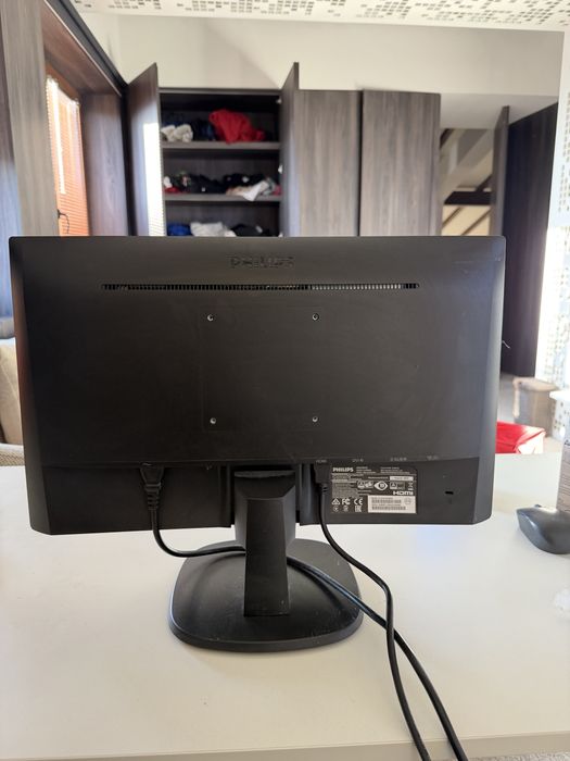 Монитор Phillips 223V 22" 1080p 60Hz