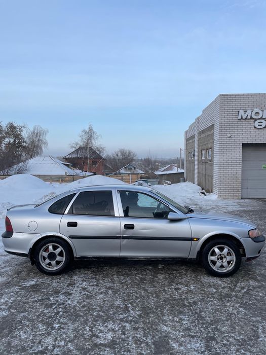 Продам машина Opel