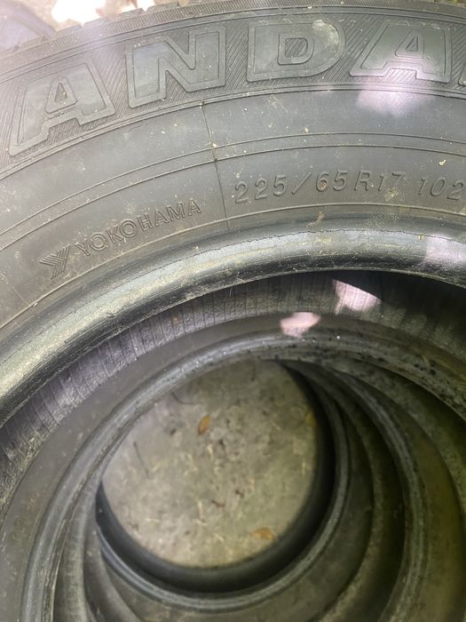 Продам летние шины Yokohama