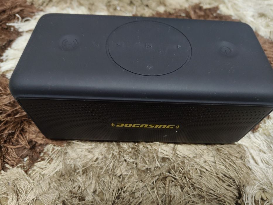 Boxa portabila bluetooth