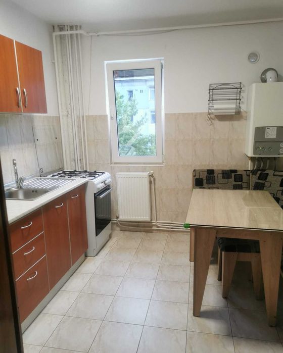 Cazare Apartament Regim Hotelier Zona Cornișa