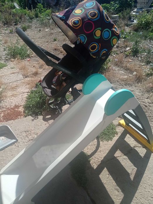 Количка Кангуро Сара и Детска пързалка