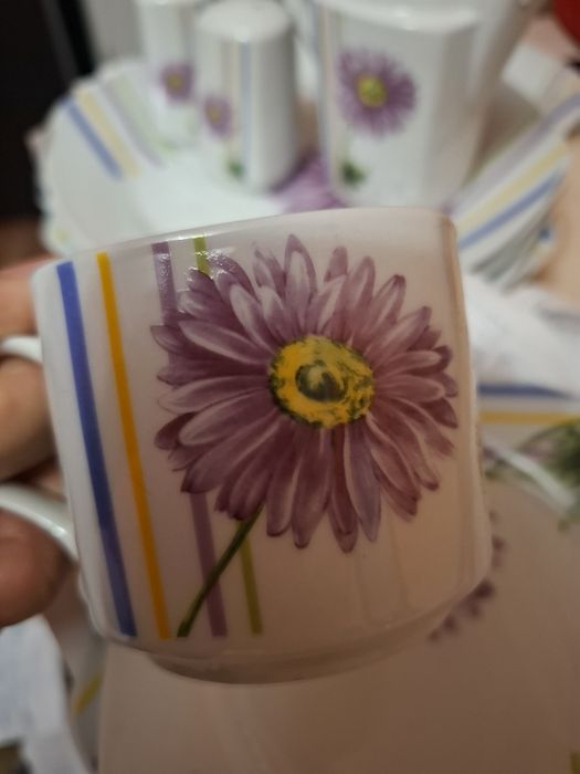 Продам табаки и сервиз