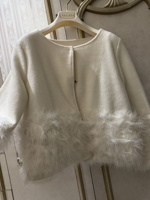 Продается верние одежды фирменные