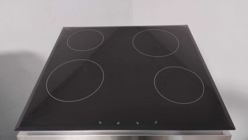 Нов Koмплект Фурна + котлони за вграждане Hanseatic 75 л SCHOTT CERAN®