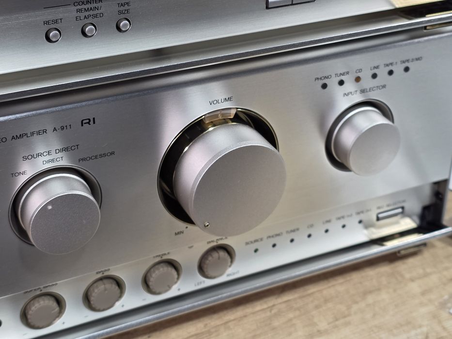 Linie audio ONKYO midi, Deck 3 head,dual cabstan tuner, amplificator cd-player  telecomanda, hifi stereo