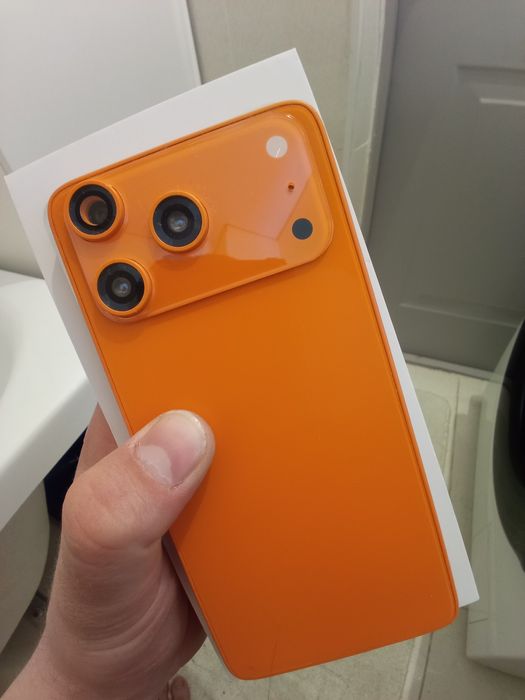 Продам новый телефон