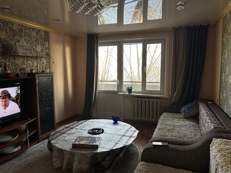 Продам трехкомнатую кВ