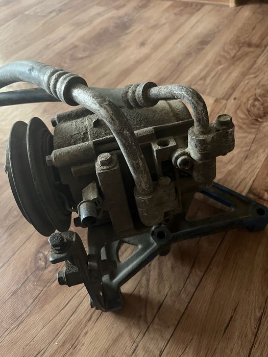 Продам запчасти Хюндай HD 270