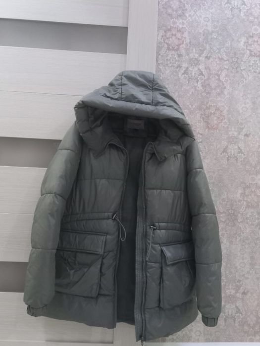 Куртки зимние продается