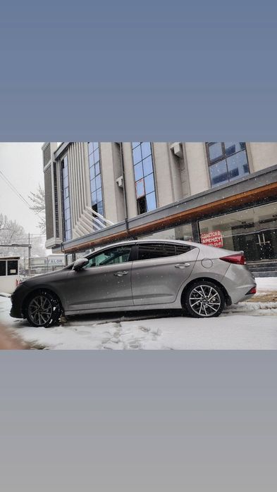 Hyundai elantra full 2AT