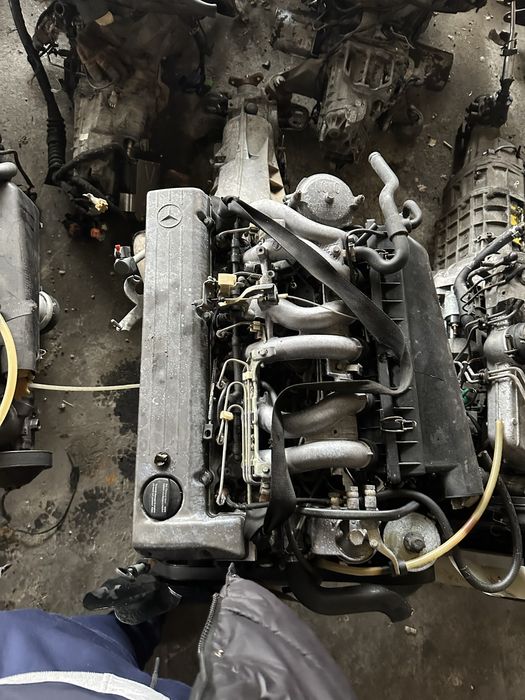 Двигетел мерседес 602 603