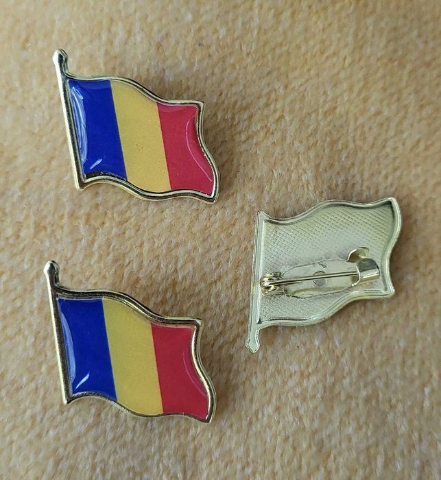 Insigna / insigne metalice  “Romania”