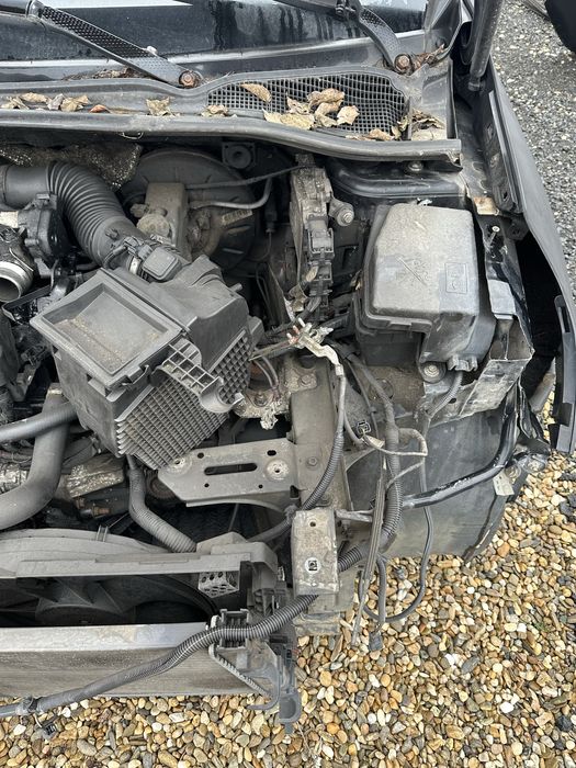 Lonjeron / cap lonjeron stanga / dreapta Renault Clio 4