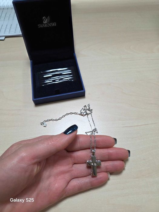 Колие на сваровски