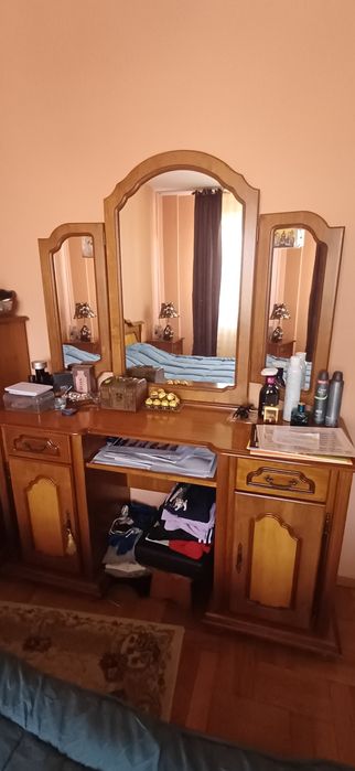 Mobila lemn masiv clasica