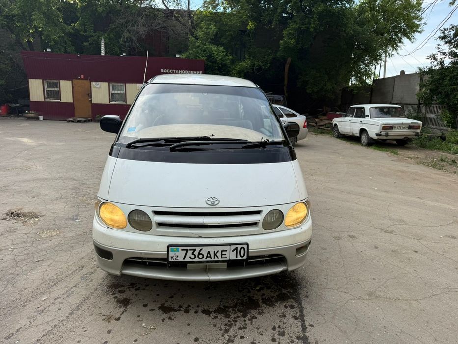 Тойота Эстима 1997 г.в.