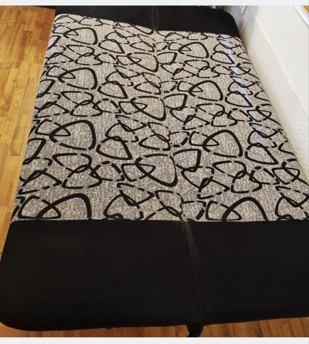 Canapea extensibilă