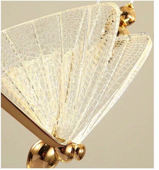 Висящо лампа пеперуда