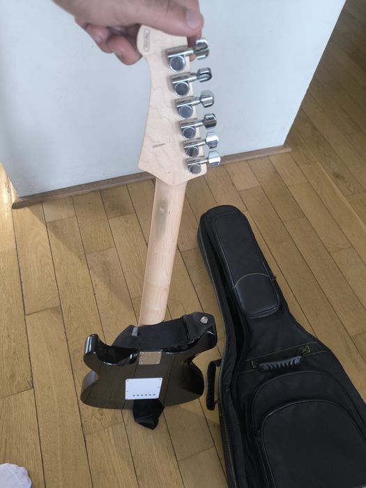 Chitară electrică Yamaha Pacifica – stare foarte bună + husă inclusă