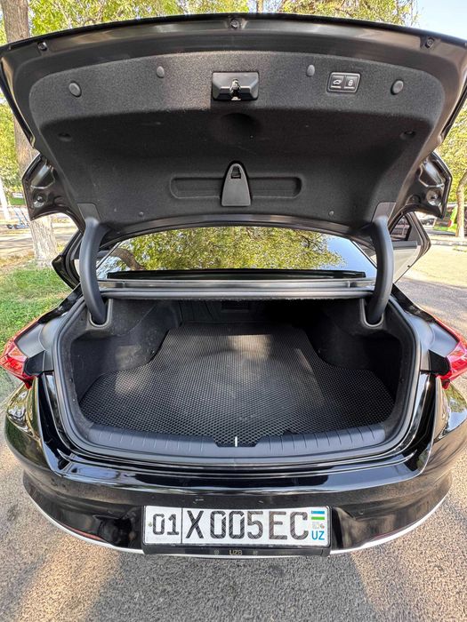 Kia K8 3.5 Full 2023 Ideal
