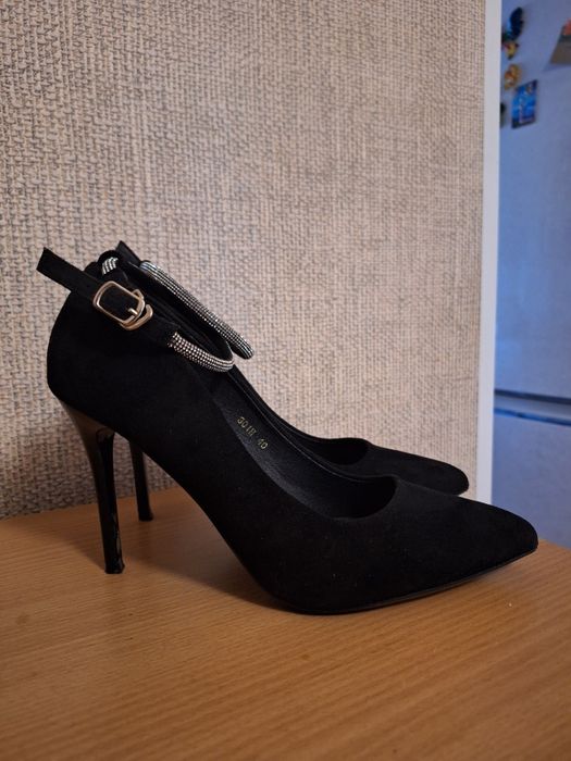 туфли продам новые