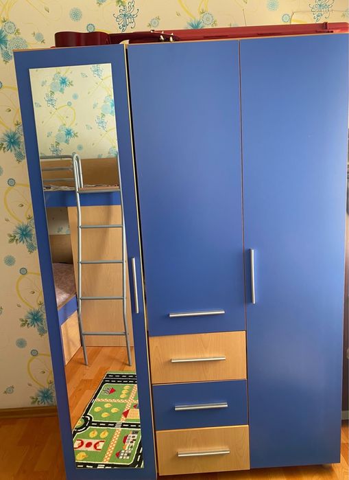 Продается детский гарнитур