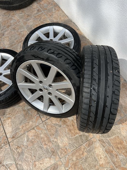 Гуми с джанти 205/45 R17