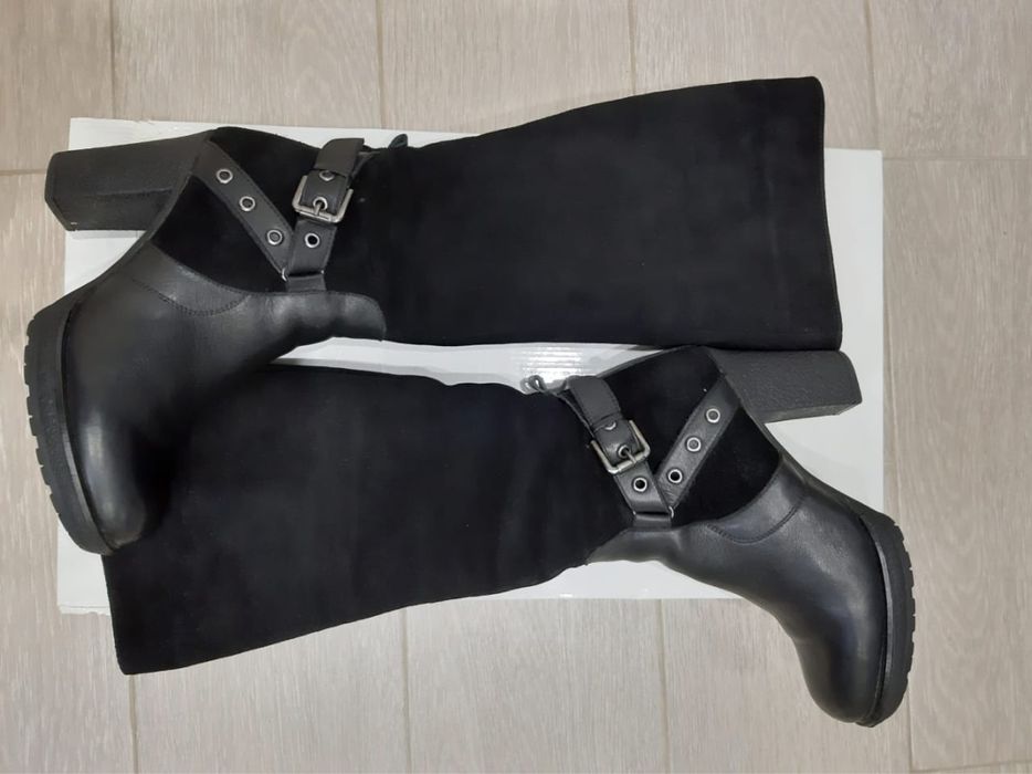 Продам зимние сапоги