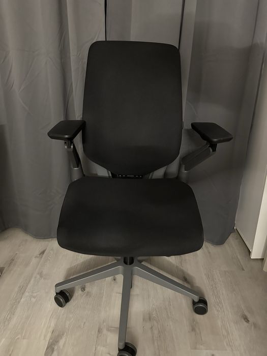 Scaun de birou ergonomic Steelcase Gesture