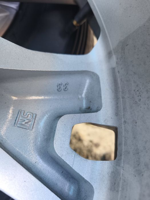 18" оригинални алуминиеви джанти за Isuzu D-max.