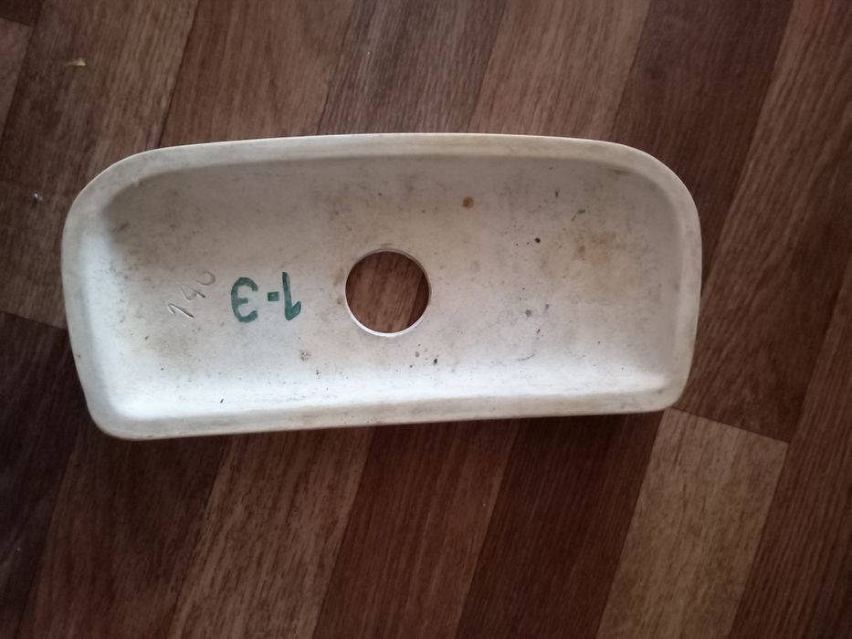 Крышка бочка унитаза