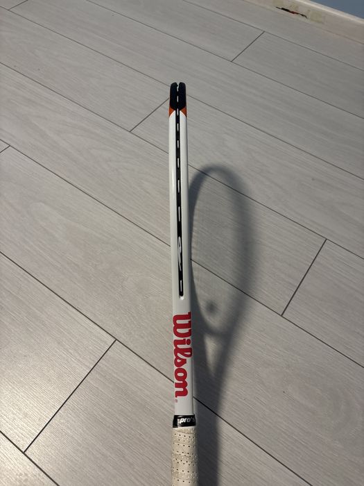Тенис ракета Wilson Six One +