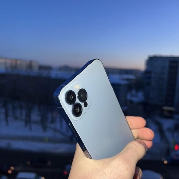 iPhone Xs mx в корпусе 13 про макс