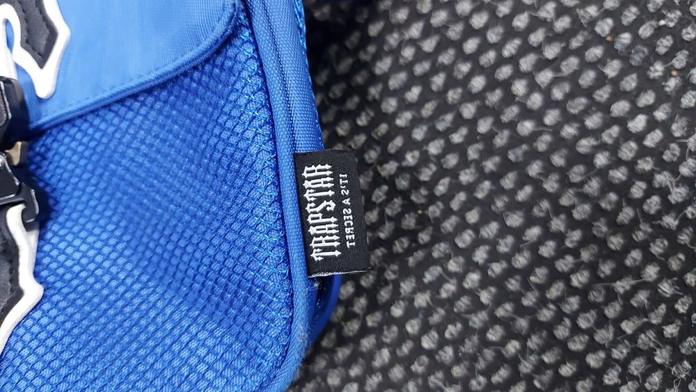 Trapstar shoulder bag