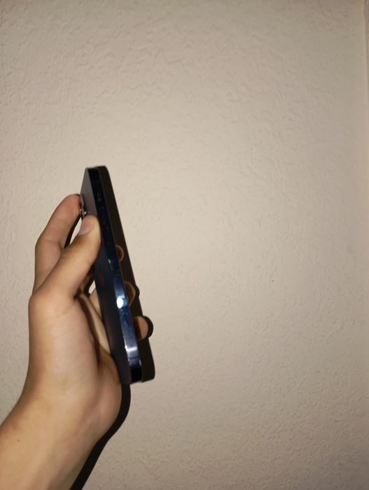 iPhone 12 pro 256 tali.