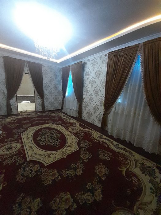 Ховли срочно сотилади