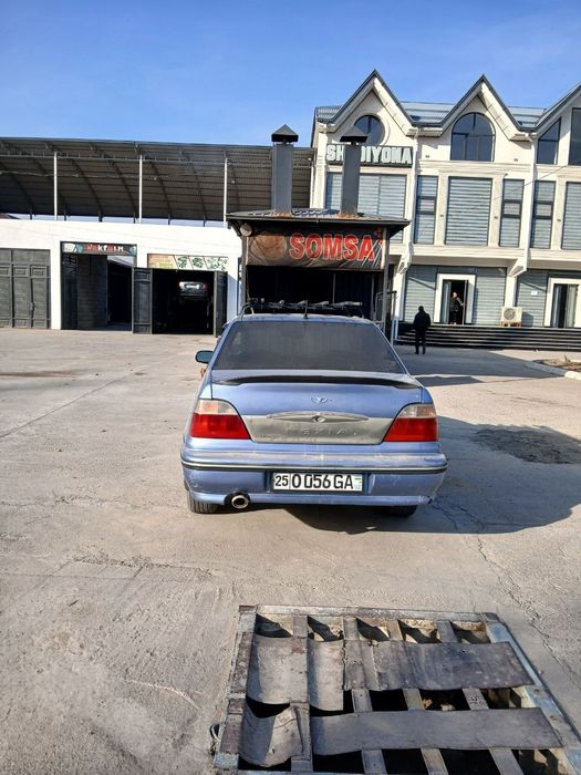 Moshena Nexia 1 yaxshi xolatda