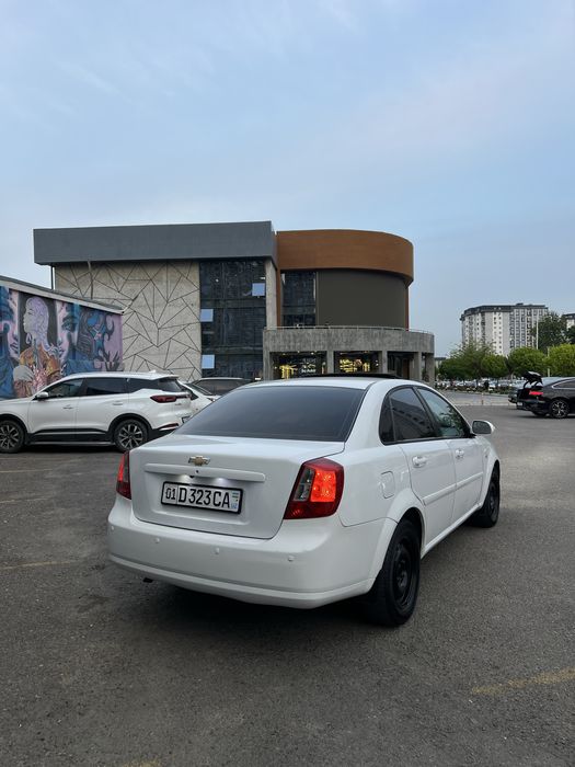 Chevrolet Lacetti / Gentra 2009 — 2